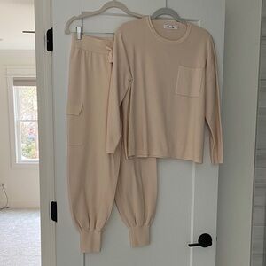 Soft Beige Matching Set